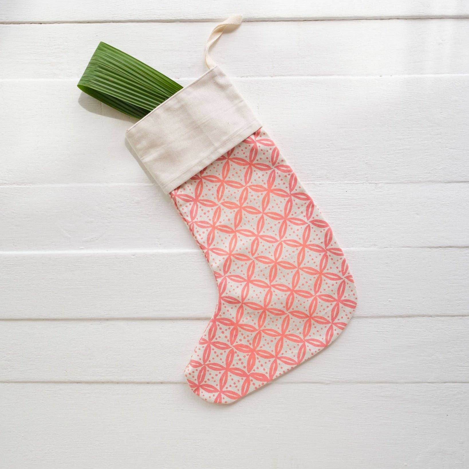 Rise Beyond the Reef - Wholesale Kerstkous - Grote handbedrukte kerstsok0