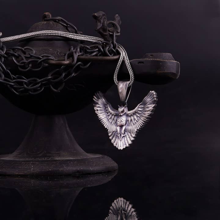 Silver Minerva Necklace for wholesale by Espada Silver