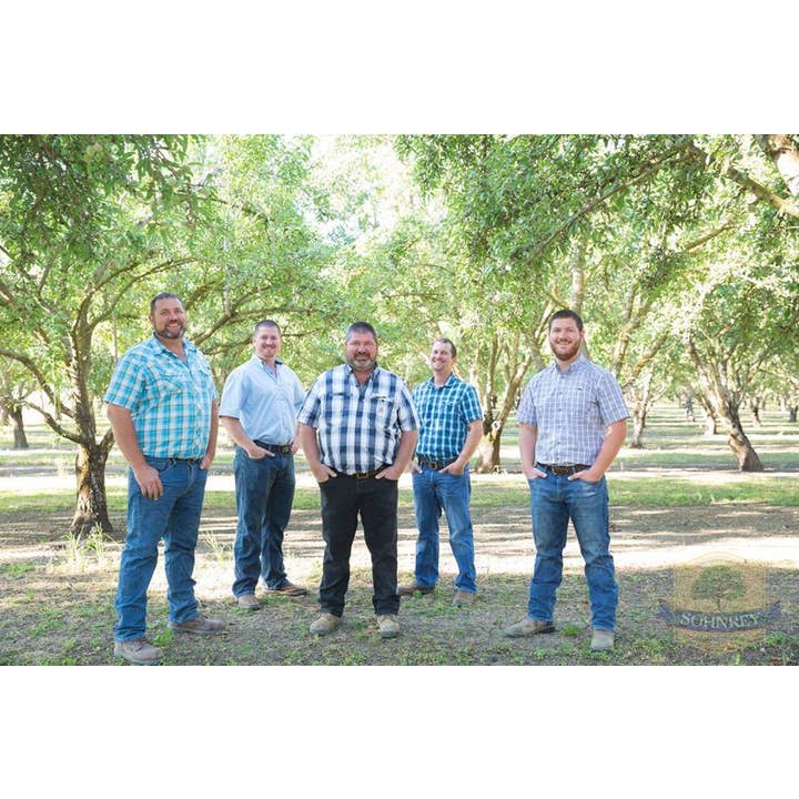 Sohnrey Family Foods LLC - Wholesale Nuts - 50 lb Bulk Box Whole Raw Nonpareil Almonds Extra #1 Grade4