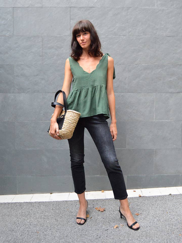 Olivgrön linne för wholesale av ELBA& CLAU