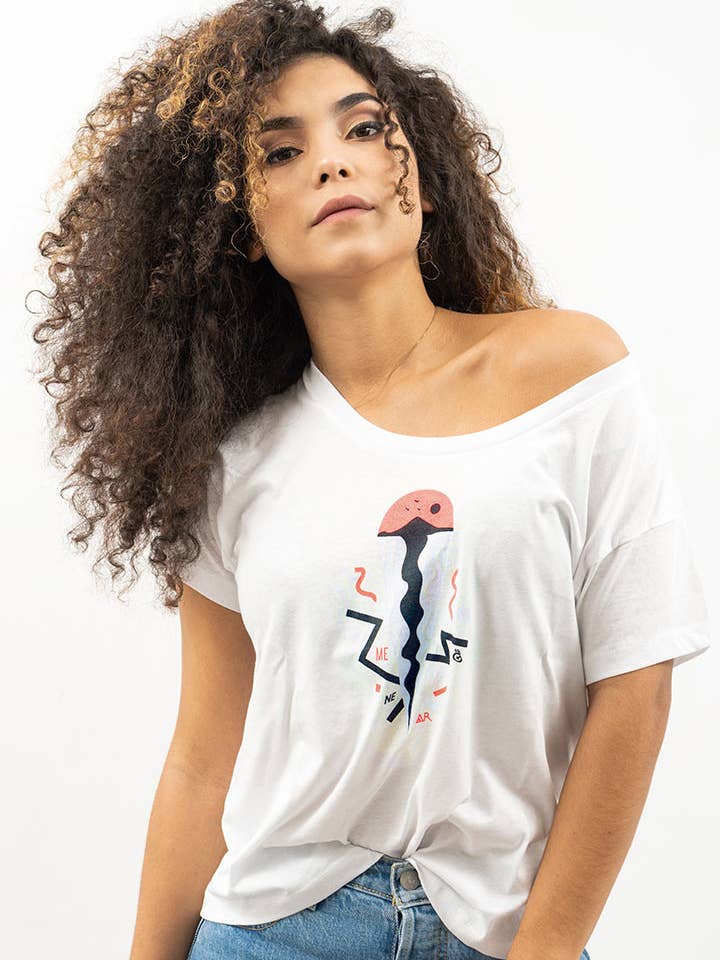 Medanear KVINNA för wholesale av The Collective Way