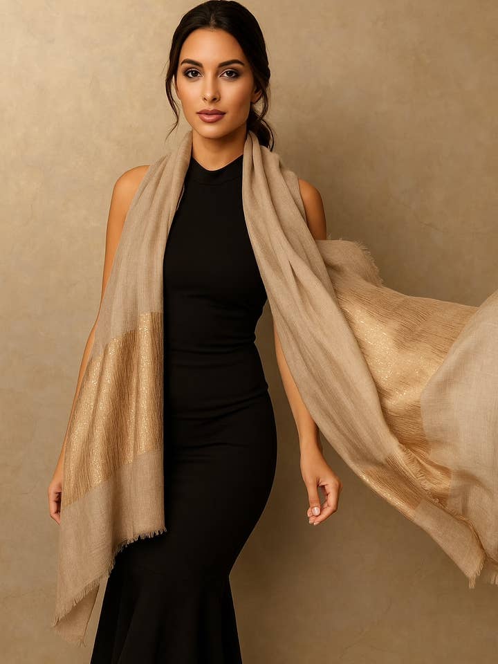 Versierde kasjmieromslag voor wholesale door SAACHI