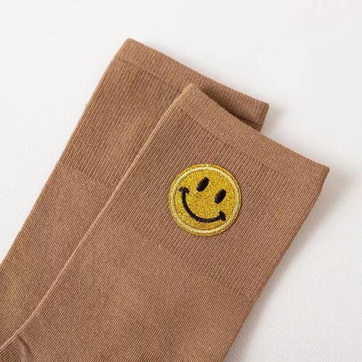 Shop Lev – wholesale Socks – Women's – Women happy face Patch Crew Cotton Socks8