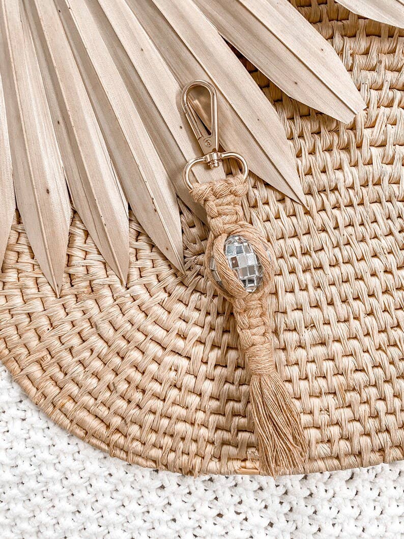 Pure Bliss Home Decor - Vente Porte-clés – femme - Porte-clés Disco en macramé | Porte-clés Boho | Cadeaux Disco Ball9