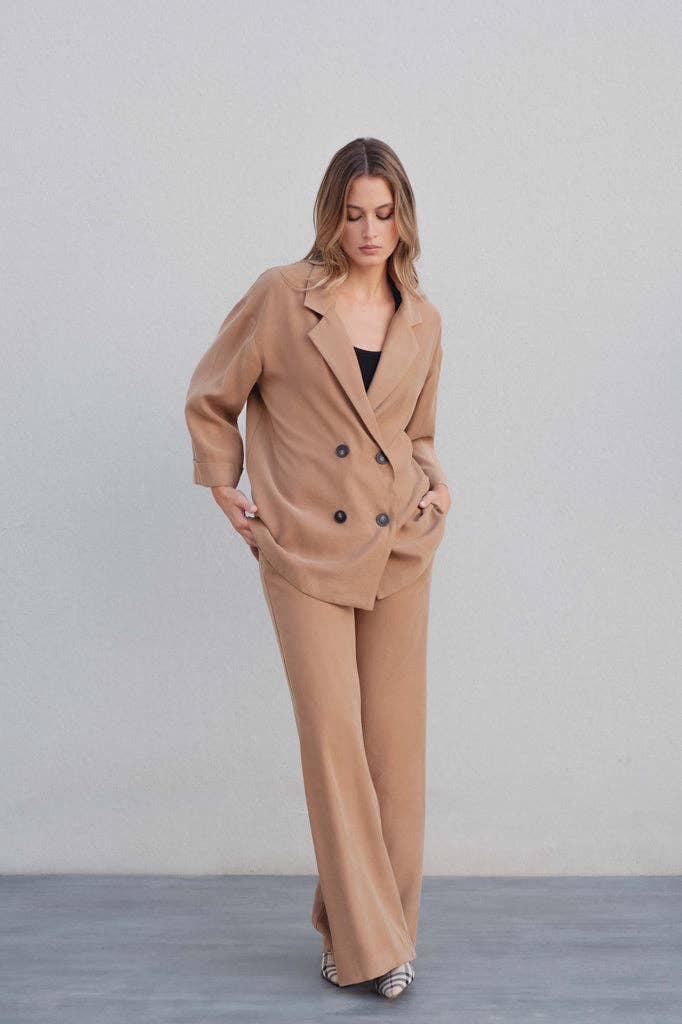 Camel DOUBLE-BREASTED FLUID BLAZER for wholesale on Faire4