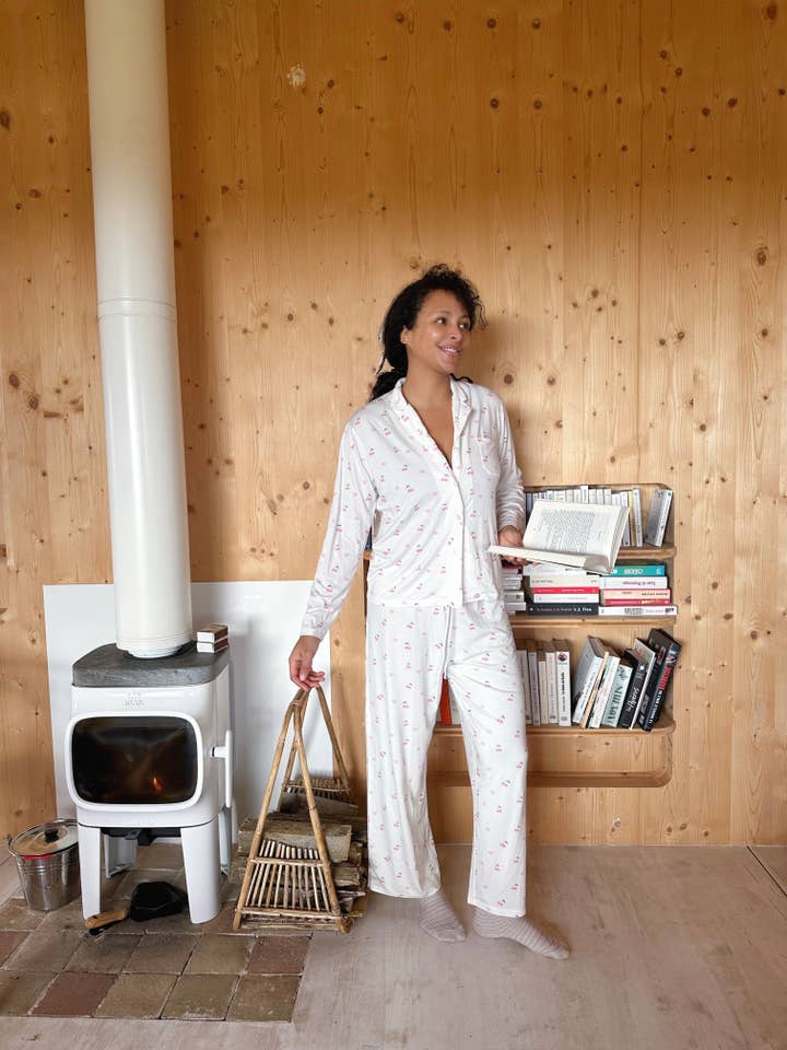 Sunday's and co - Wholesale Sleepwear Top - Women's - Pyjama top cherries/hearts eco-friendly6