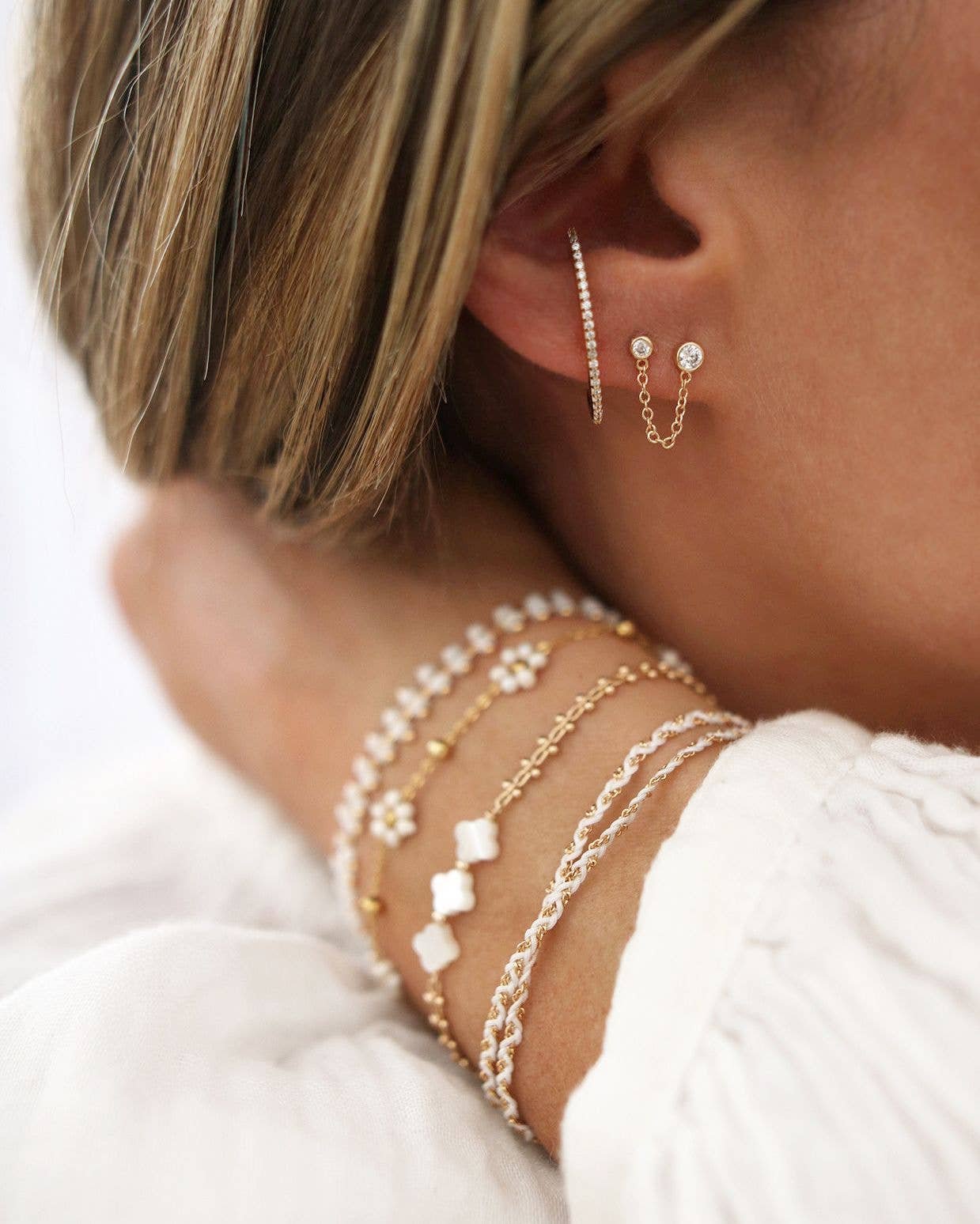 Labelle – Engroshandel Huggie-øreringe – KANA øre smykker1