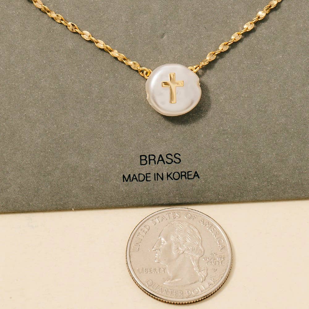 GDCRM Cross On Pearl Pendant Chain Necklace for wholesale on Faire1