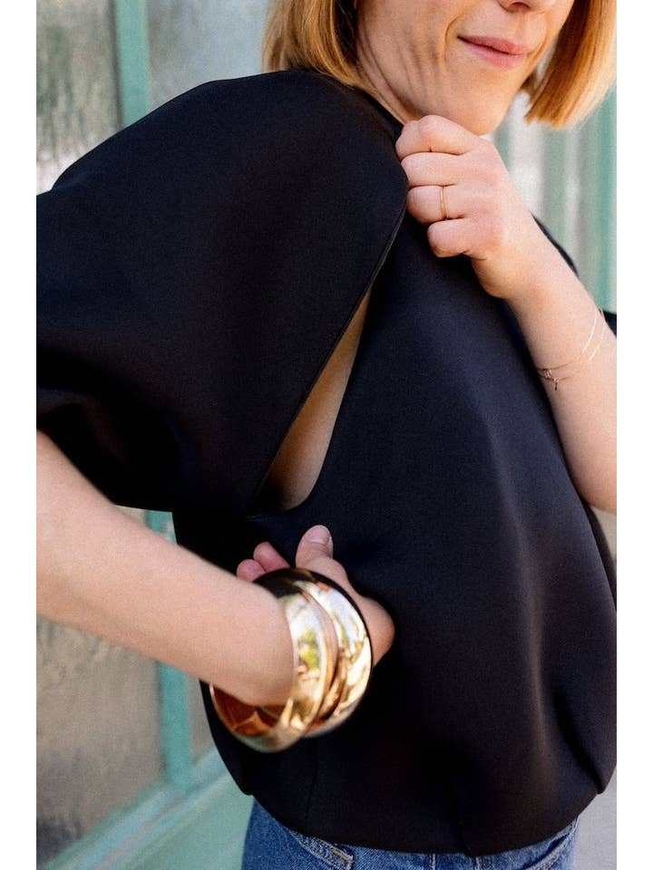 Black Short-sleeve nursing bubble sweatshirt for wholesale on Faire4