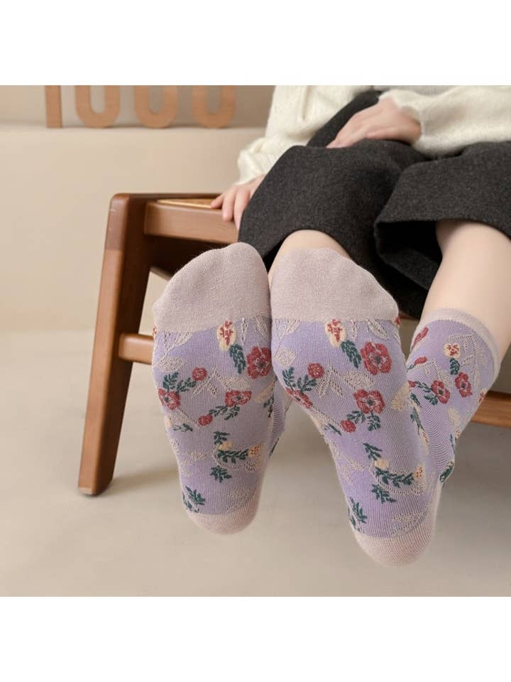 Funkyrel® Atzbranding Limited - Wholesale Socks - Women's - Rufia - Simple Flower Mid-Calf Socks - Chic & Sweet9