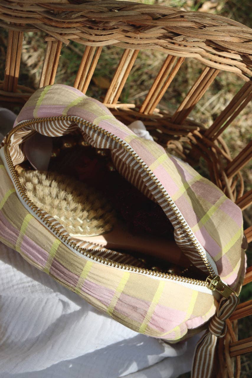 Maho - Wholesale Toiletry Bag - Women's - Claudia Seersucker10