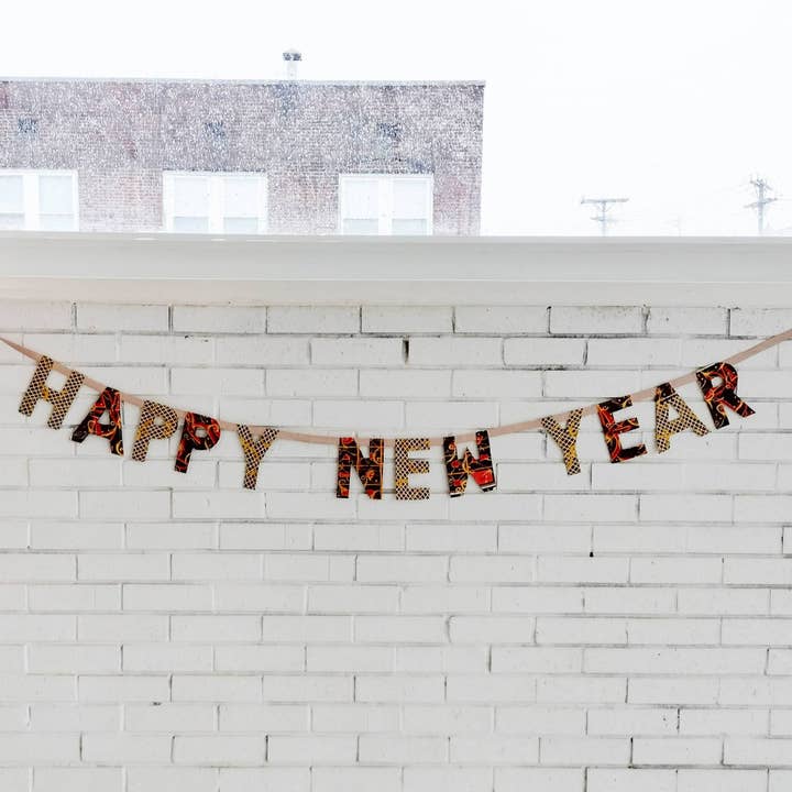 Happy New Year Garland for wholesale by Amani ya Juu