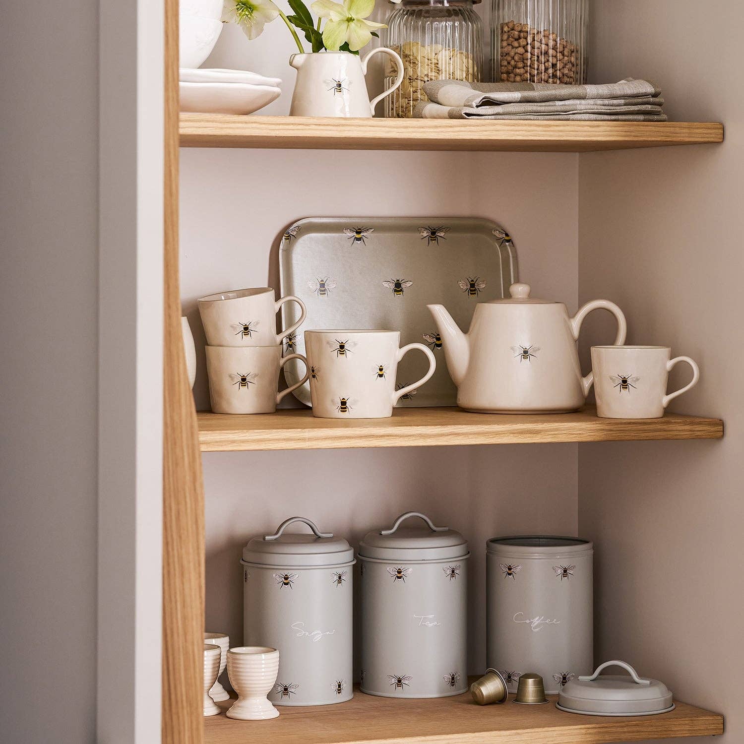 Sophie Allport – wholesale Coffee mug – Bees Stoneware Coffee Mug2