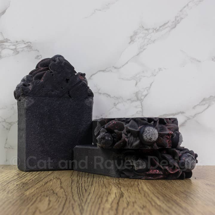 Savon givré Like My Soul pour la vente par Cat and Raven Designs