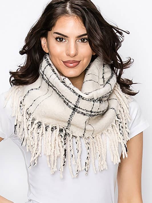 Plaid Pattern Infinity Scarves and other Purchase Wholesale infinity classics. Free Returns & Net 60 Terms on Faire trending on Faire.