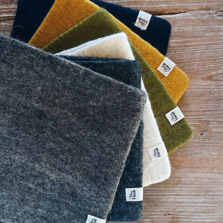 New Heidi - Wholesale Laptop/Tablet Case - Women's - Felt laptop sleeve – Elegant protection4