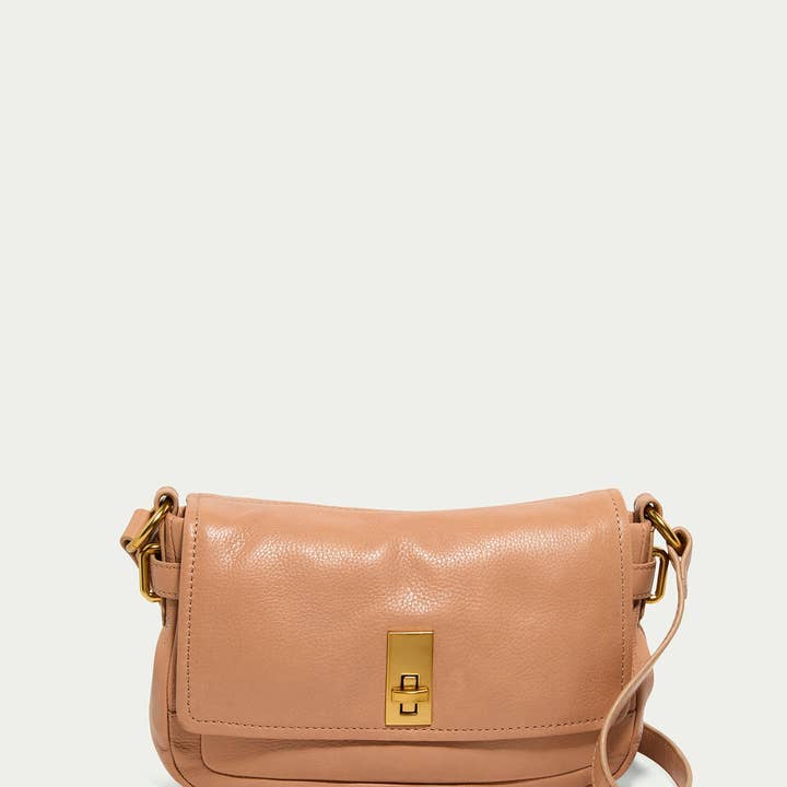 American Leather Co - Wholesale Crossbody Bag - Women's - Carter Crossbody1