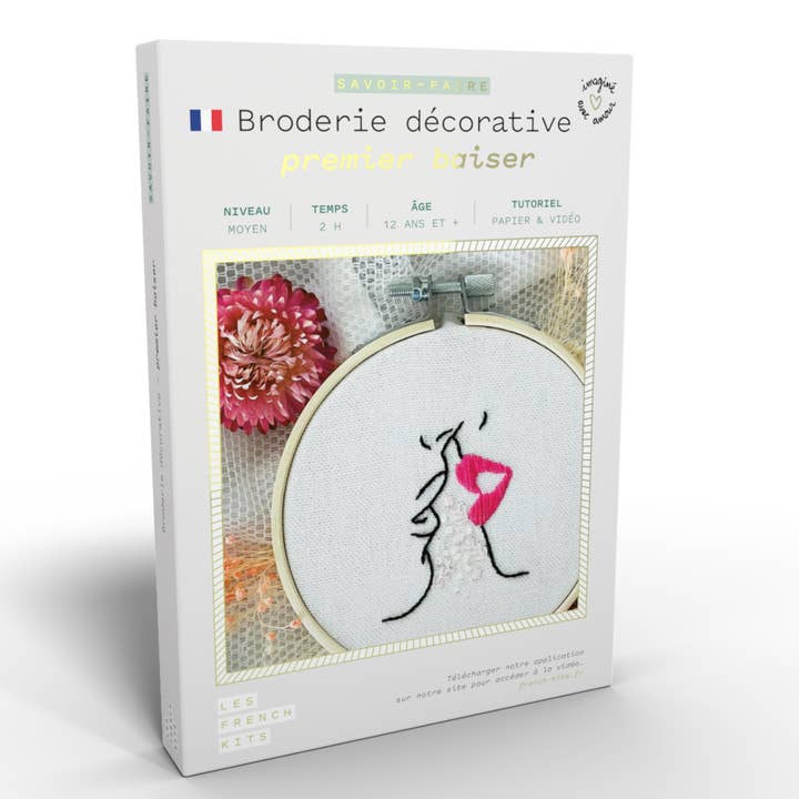 French'Kits - Broderie décorative - Premier baiser pour la vente par French Kits