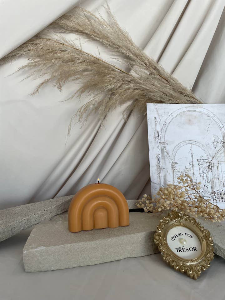 Parisian Arch Rust (Mini) for wholesale by Trésor