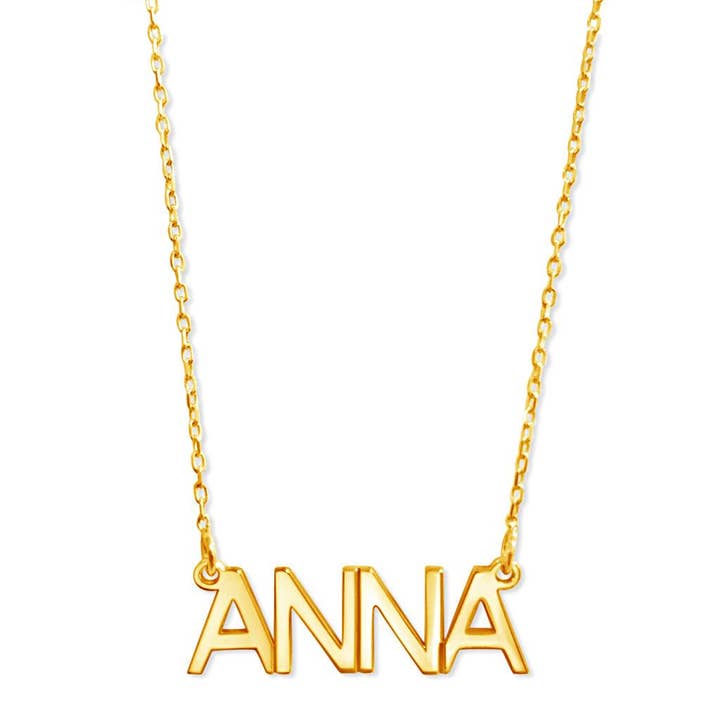 Collana con Nome in Maiuscolo per la vendita all'ingrosso da parte di Anna Lou of London