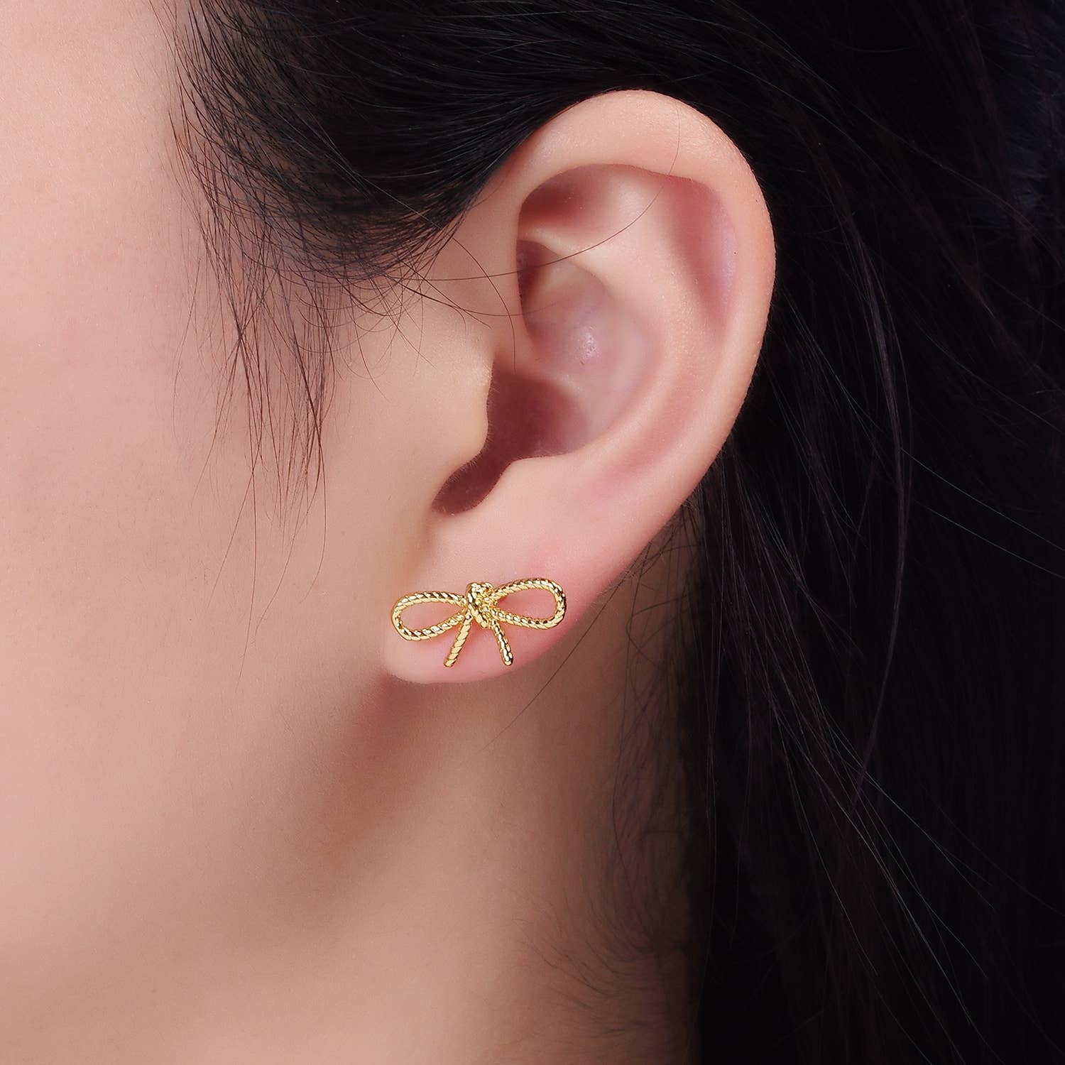 Aim Eternal - Wholesale Knopjes/oorstekers - 24-karaats gouden oorbellen met strik 1