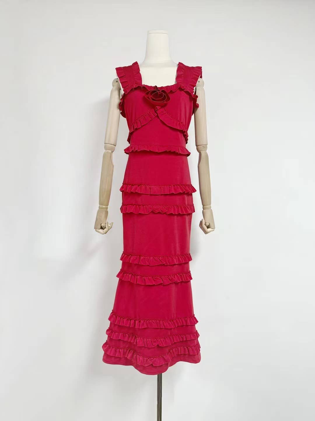 Sanyao Fashion – Vestido comprido - Mulher por atacado – Vestido de Cauda de Sereia com Camadas e Folhos SY497 para Noite de Verão7