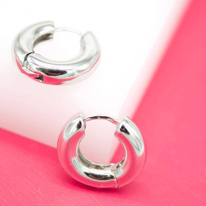 MIA Jewelry - Wholesale Huggie Earrings - 18K Gold Filled Rounded Thick Huggies Earrings (L242)