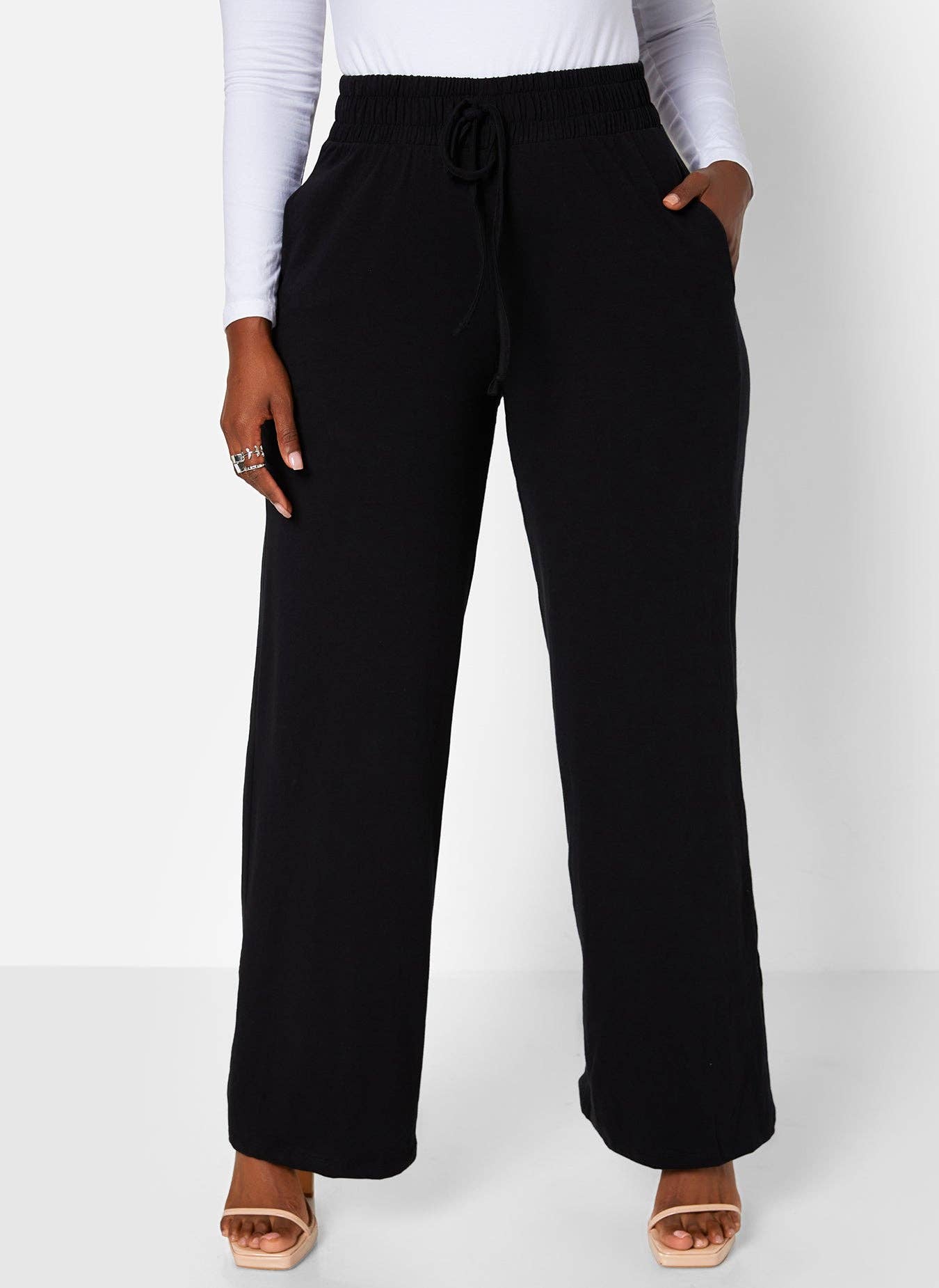 Black Essential Tie Waist Wide Leg Pants W. Pockets for wholesale on Faire3