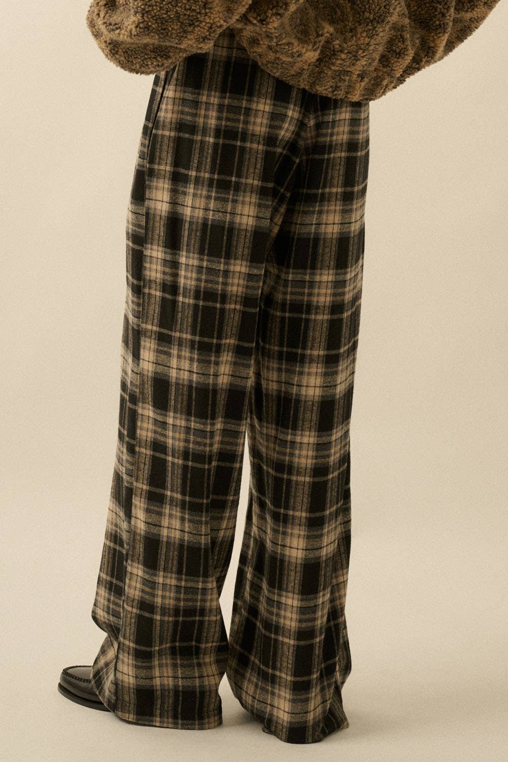 Promesa USA - Wholesale Pants - Women's - Plaid Flannel Wide-Leg Drawstring Pants9