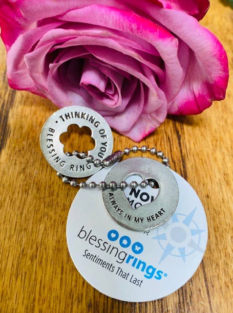 Whitney Howard Designs – Großhandel Band/Stapelring – Kleine Kreise der Liebe mit großer Bedeutung. Blessing Rings®8