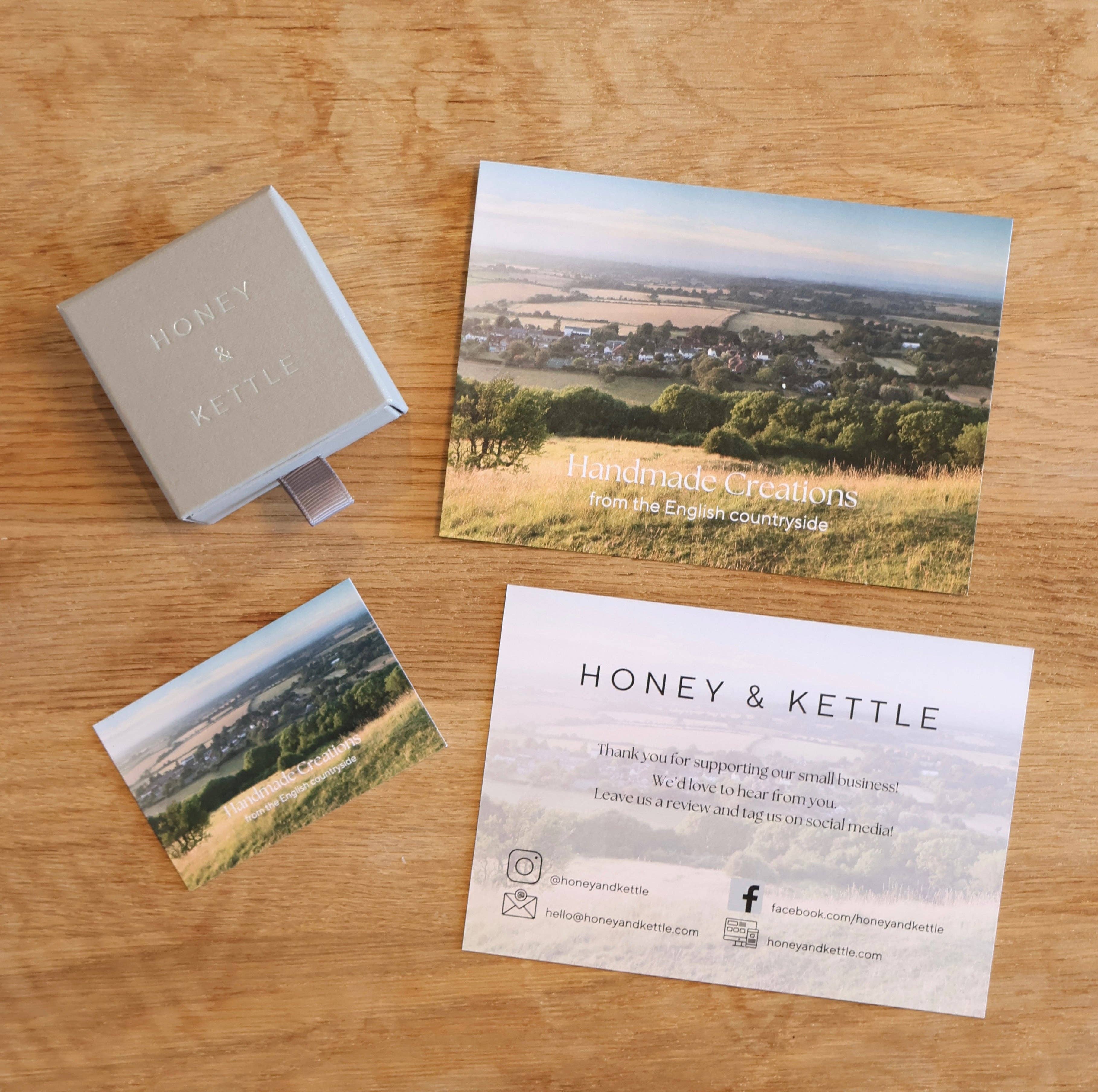 Honey and Kettle – wholesale Link & chain bracelet – Peridot Bracelet - Semi-Fine Birthstone Jewellery3