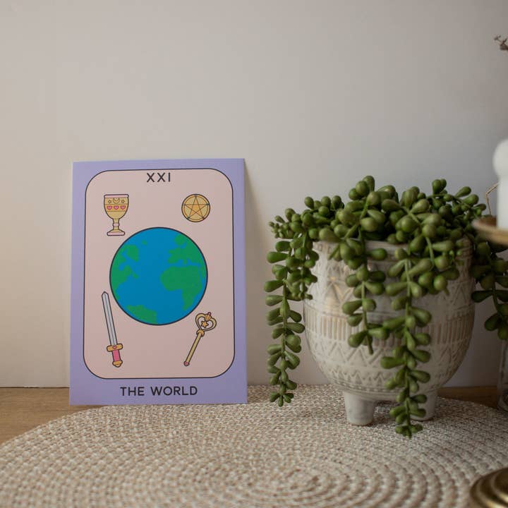 Stampa di tarocchi magici pastello - Il mondo per la vendita all'ingrosso da parte di Mulberry Moons