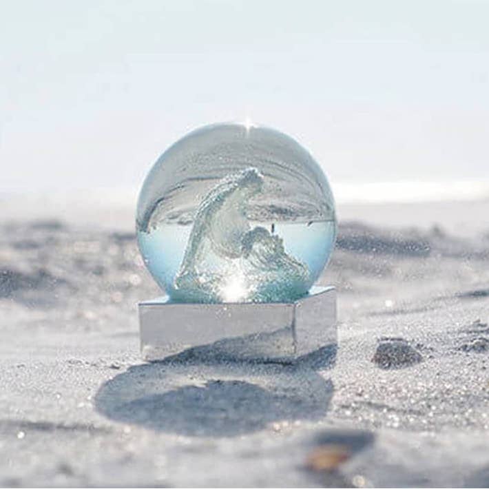 CoolSnowGlobes - Wholesale Snow globe - The Wave Snow Globe3