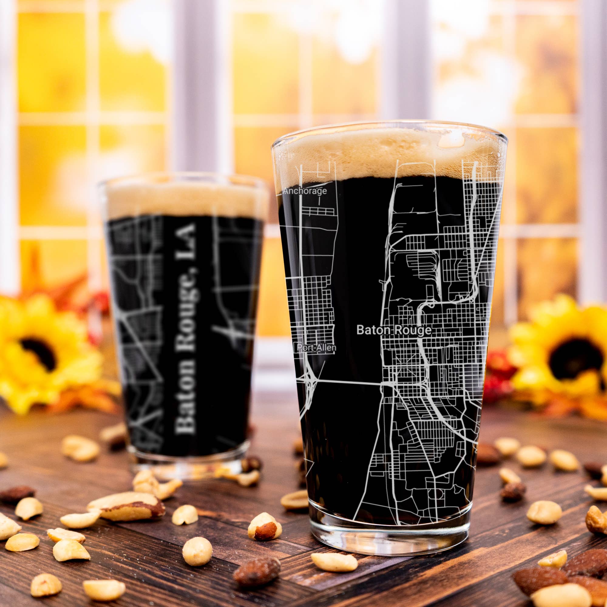 Blue Ridge Mountain Gifts - Wholesale Beer Glass/Mug - Baton Rouge LA - Street Map - Engraved Pint Glass