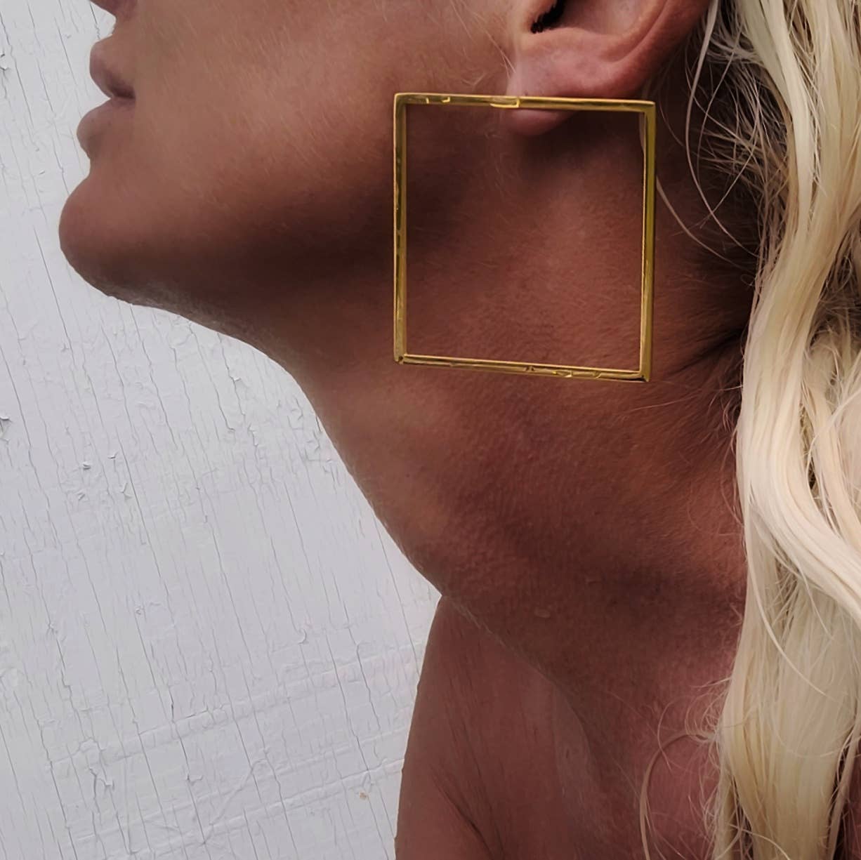 Bisjoux - Wholesale Hoop Earrings - 18K gold plated brass square geometric big hoop big earrings1