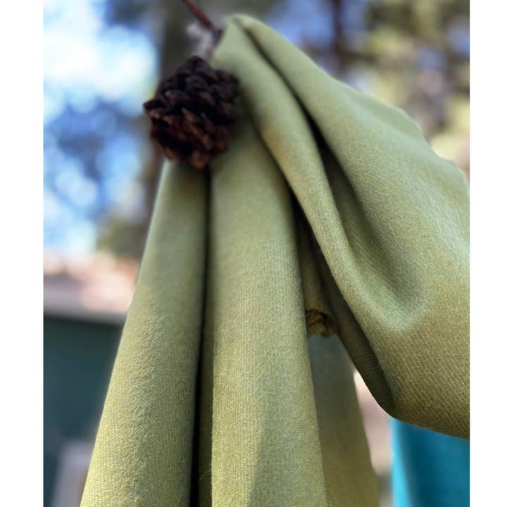 Shupaca Alpaca – wholesale Scarf – Women's – 100% Baby Alpaca Scarf - Tea Leaf