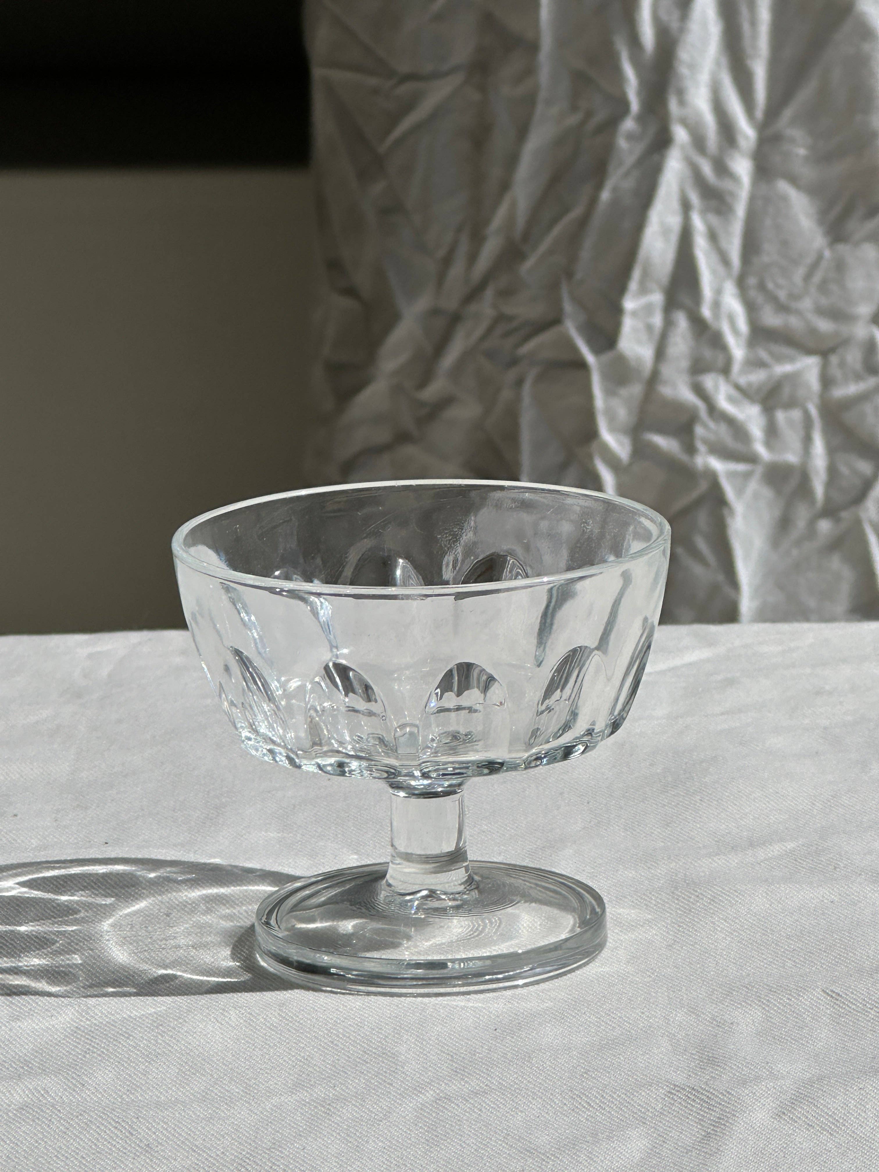 Office Objets - Venta al por mayor Copas de cóctel/licor - 11 copas con tallo Arcoroc de Francia3