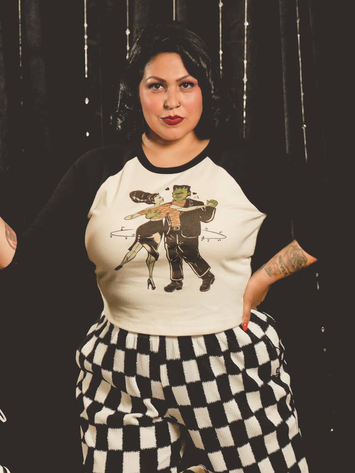 Mischief Made - Wholesale Screen printed t-shirt – Women′s - A Waltz with Frankie Cropped Baby 3/4 Raglan tee in Nat/Blk0