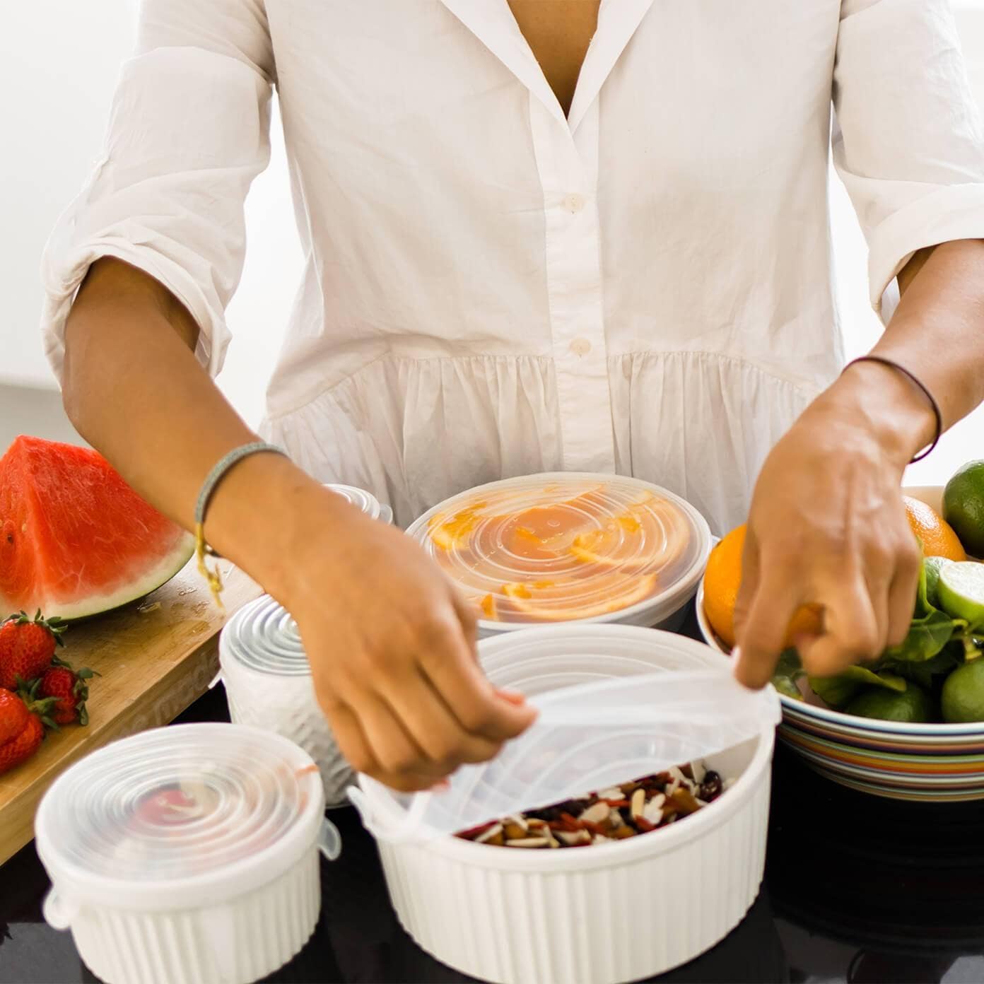 Us and The Earth – Großhandel Verpackung/Beutel zur Aufbewahrung von Lebensmitteln – Wiederverwendbare Silikondeckel in Lebensmittelqualität: Set mit 7 dehnbaren Abdeckungen10