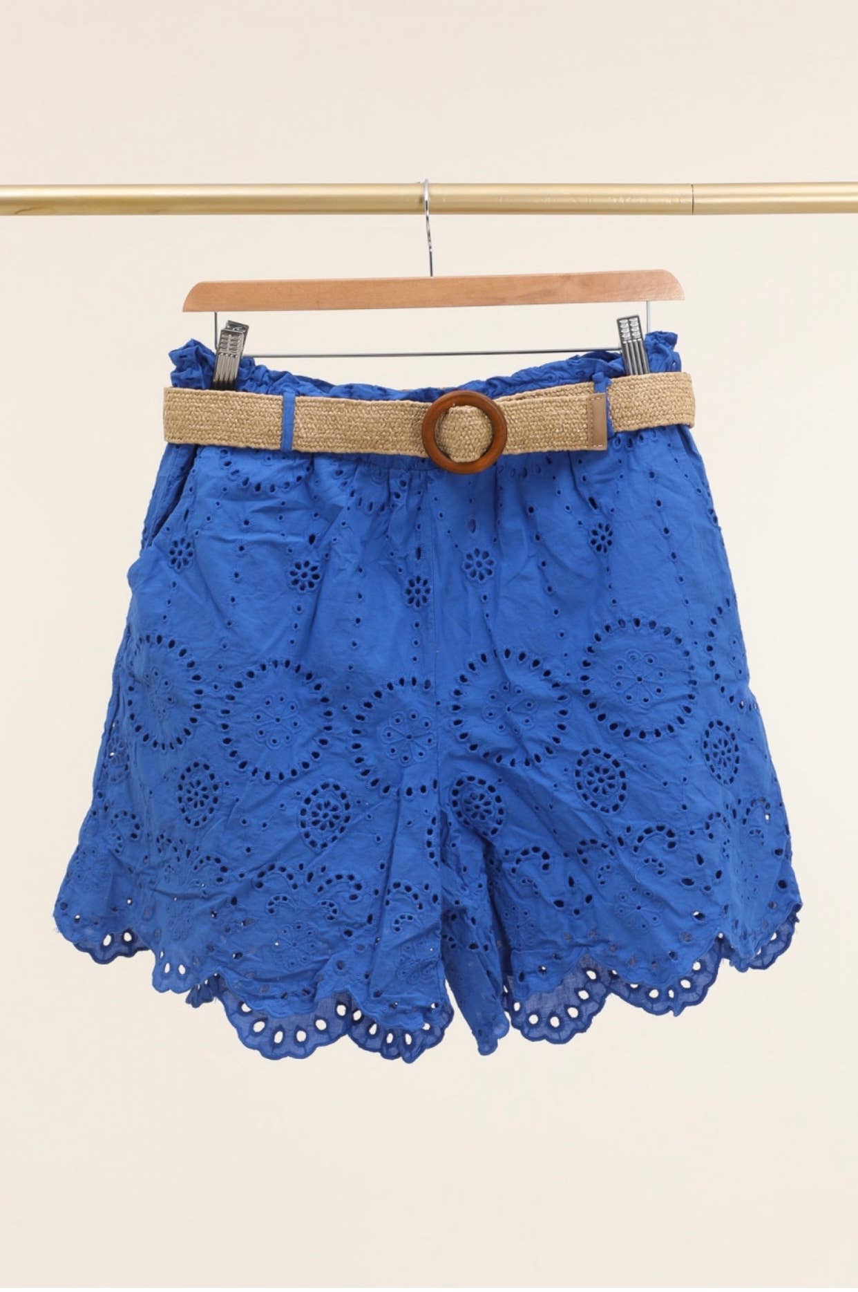 LÉA & LUC - Wholesale Shorts - Women's - Broderie anglaise shorts in 100% cotton REF. 25027