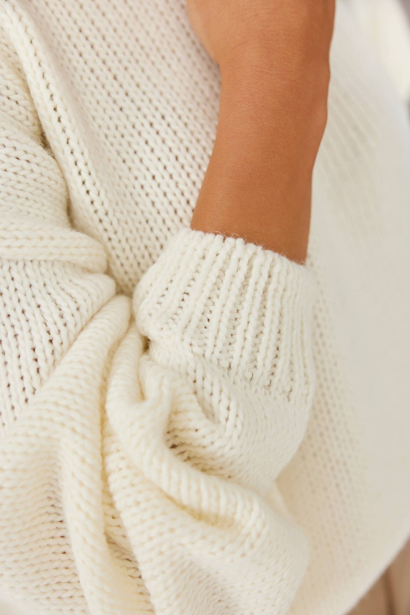 Ander – wholesale Knitted jumper – Women′s – GIGI One Size Pullover with Wool – Classic & Soft Knit2