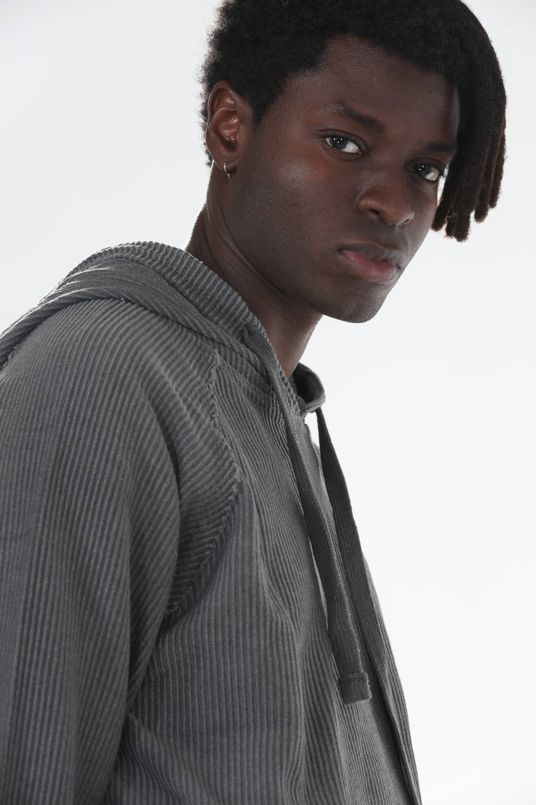 Stylo – Fato de treino – Homem por atacado – Fato de Treino em Veludo Canelado Antracite com Bainha Larga e Justa11