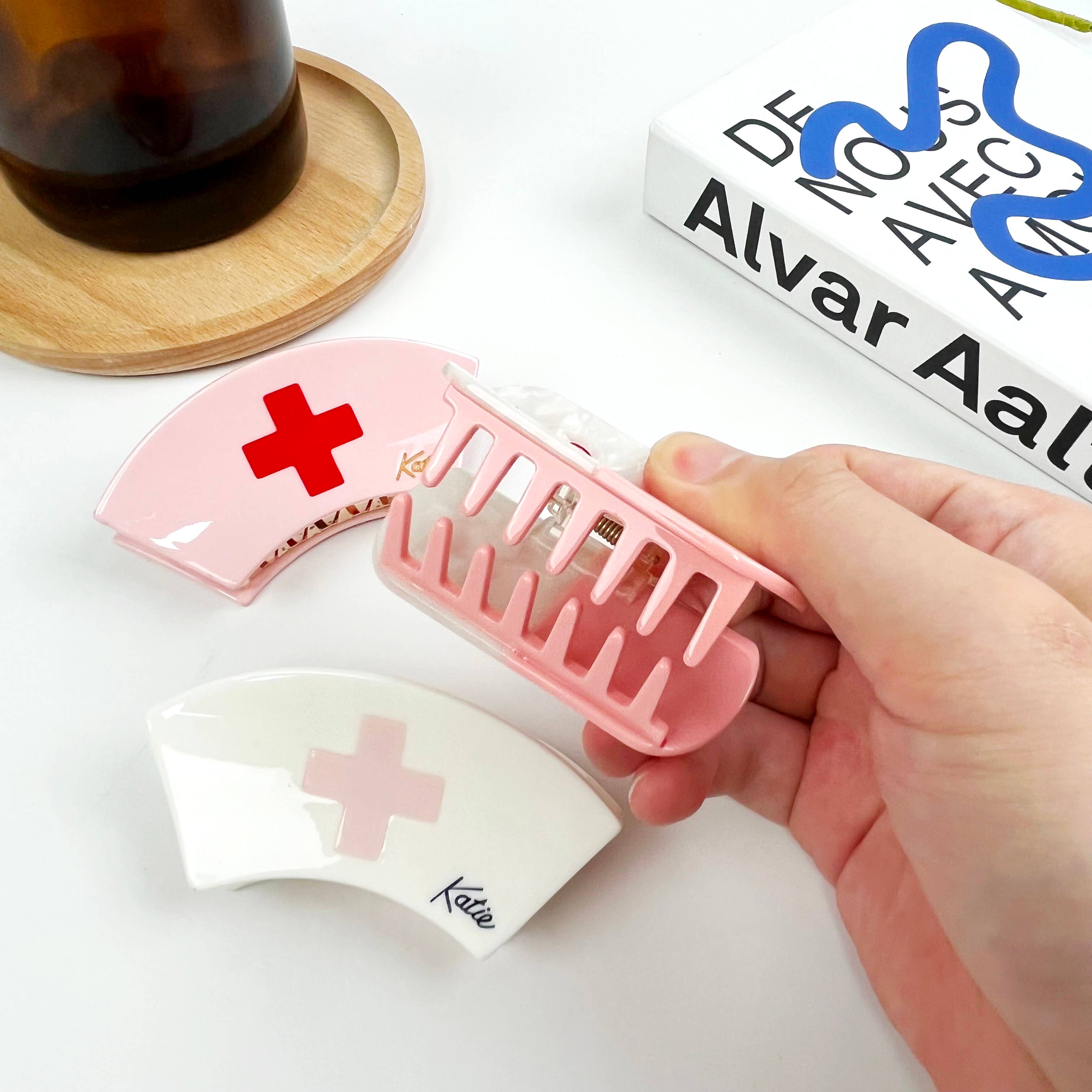 TheDivaSoap – wholesale Hair clip – Women’s – Curved Acetate Hair Clips Nurses Day Hairpin8