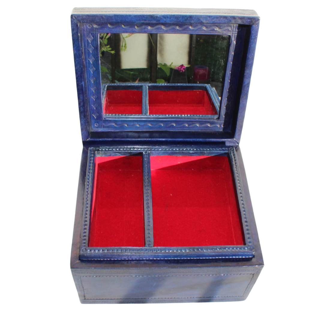 Mystics and Sages - Wholesale Jewelry Box/Organizer - Leather Jewelry Box1