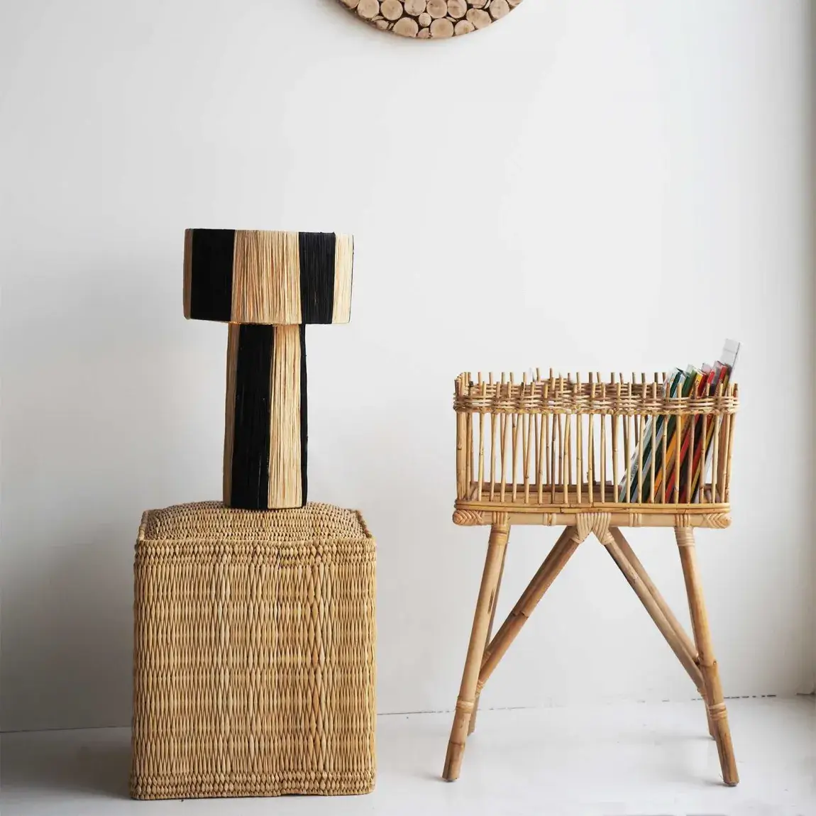 Mikwi – Engroshandel Skrivebordslampe – Bordlampe i naturlig raffia med brede striber2