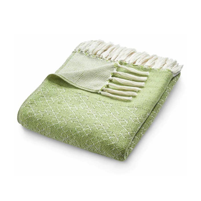 Manta tejida con forma de celosía Hug Rug, color verde para venta al por mayor de Phoenox Textiles