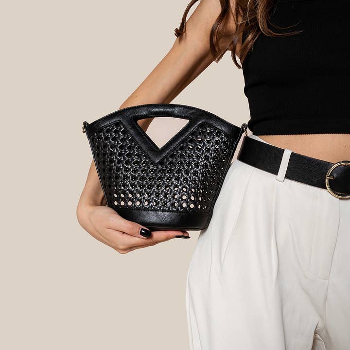 White M2269 Ashlyn Rattan Bucket Bag/Crossbody for wholesale on Faire