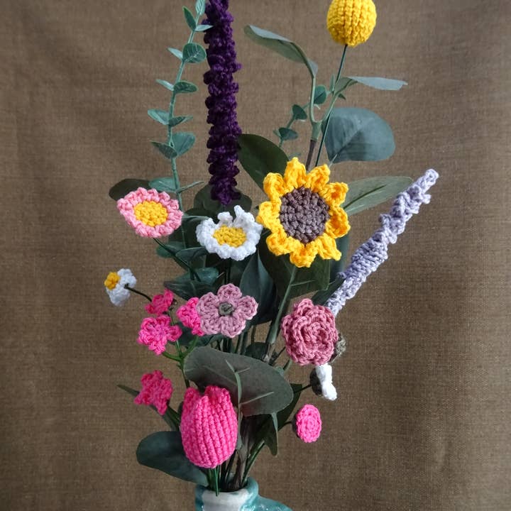 Pink Field Bouquet for wholesale by Knuffelsenzo