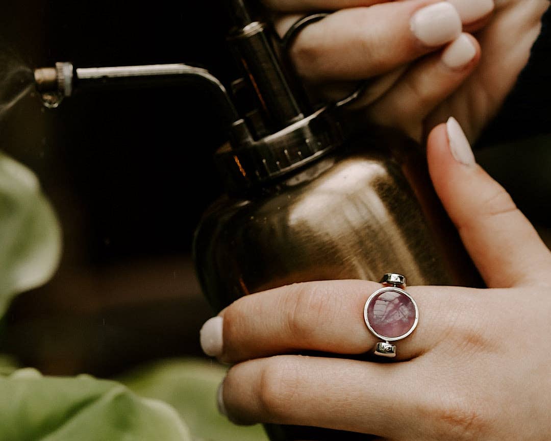 CONQUERing - Vendita all'ingrosso Anelli con pietra singola/solitario - Elemento in cristallo ametista4