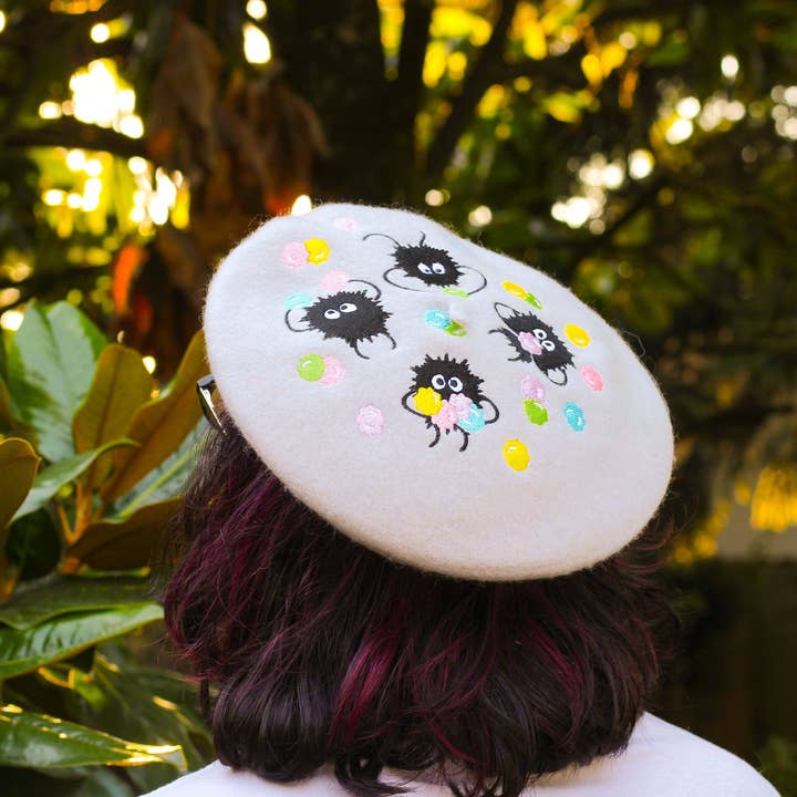 Clammy Heart - Wholesale Beret - Women's - Soot Sprites Embroidered Beret!